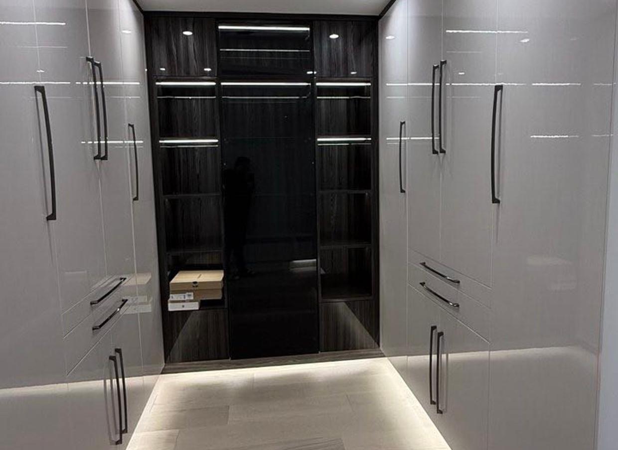 KABCO Pure Fold — Closet